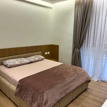 Modern Cozy Apartmant In Apartman *