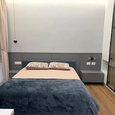 Modern Cozy Apartmant In Apartmán Tirana